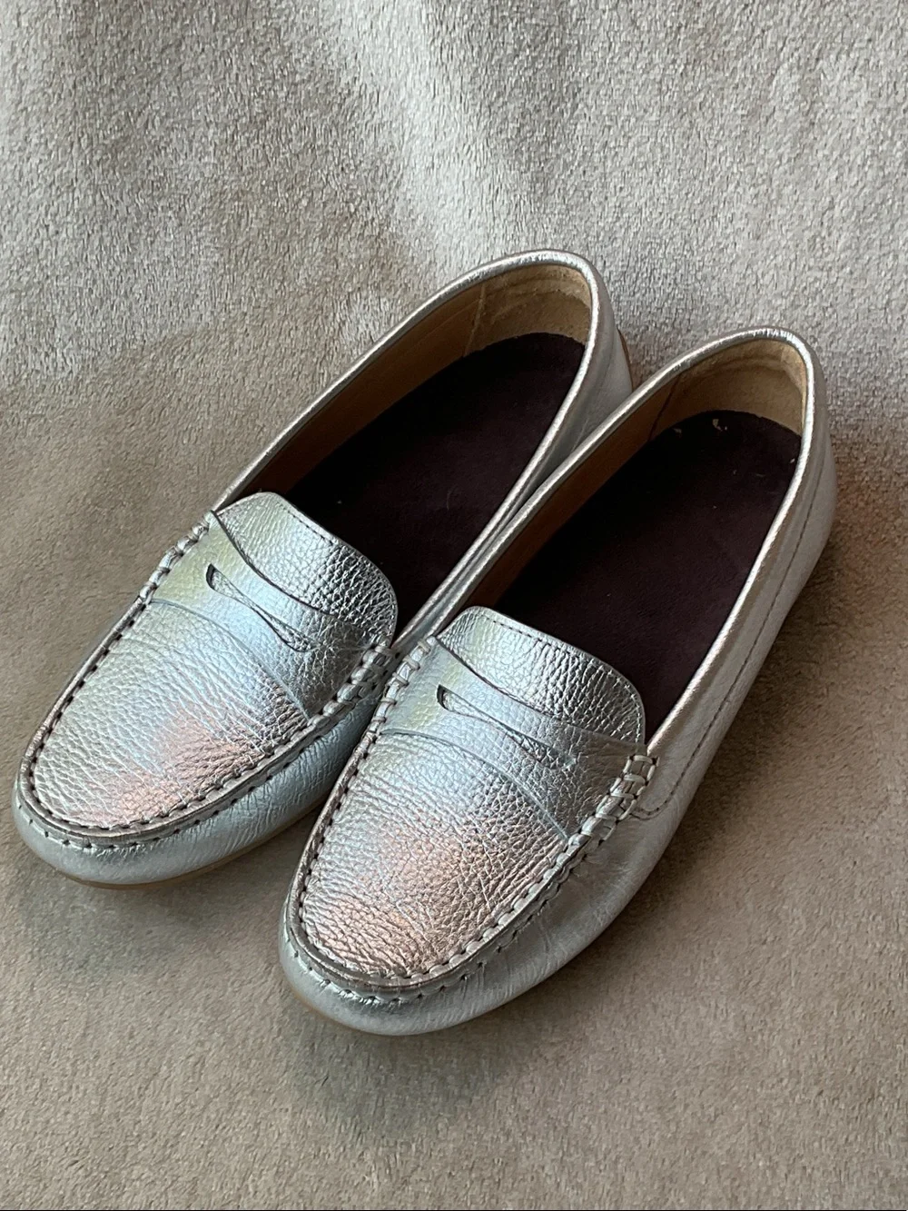 Women’s Samuel Hubbard Free Spirit Driving Loafer Size 8